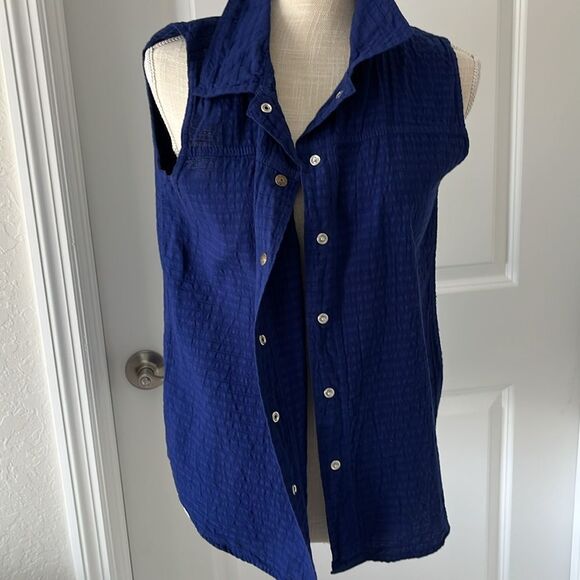 Ezzewear Wear Blue Relaxed Snap Button Down Shirt Textured Sleeveless Canada NWT - Picture 5 of 11